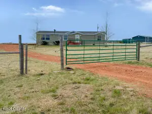 13 Lila Rd, Gillette, WY 82718 - #1