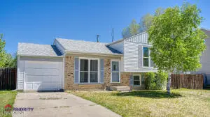 2304 Cascade Dr, Gillette, WY 82718 - #2