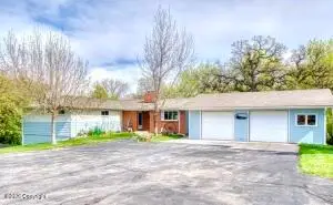 318 E Sewell St E, Sundance, WY 82729 - #2