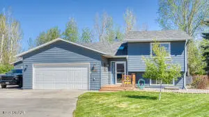 5303 Crane St, Gillette, WY 82718 - #3