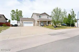 1605 Manchester St, Gillette, WY 82716 - #1