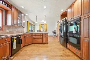 7890 Rimrock Dr, Gillette, WY 82718 - #2