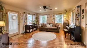 120 S Seneca Ave, Newcastle, WY 82701 - #2