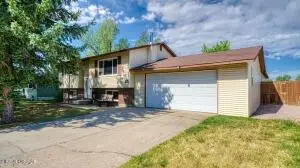 807 Beech St, Gillette, WY 82716 - #1