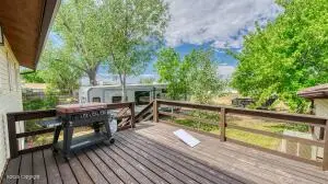 807 Beech St, Gillette, WY 82716 - #3