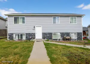 326 Oregon Ave, Gillette, WY 82718