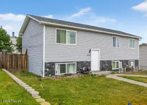 326 Oregon Ave, Gillette, WY 82718 - #3