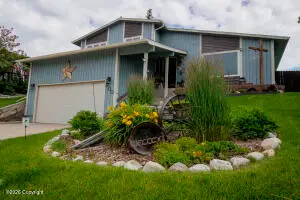 900 W Granite St W, Gillette, WY 82718 - #1