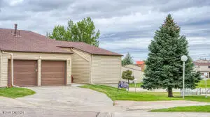 1100 Bighorn Cir, Gillette, WY 82716