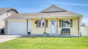 1404 Big Sky St, Gillette, WY 82718