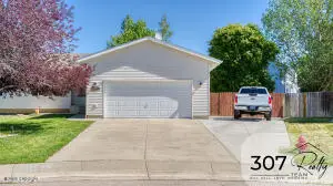 2406 N Buckboard Ct, Gillette, WY 82718 - #2