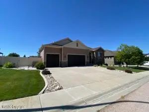 110 Villa Way, Gillette, WY 82718 - #1