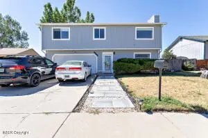 3233 Watsabaugh Dr, Gillette, WY 82718 - #2