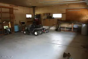 405 W Hillcrest St, Sundance, WY 82729 - #3
