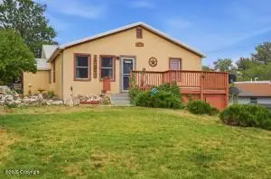 507 S Seneca Ave S, Newcastle, WY 82701