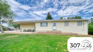 916 Elm Ave, Gillette, WY 82716
