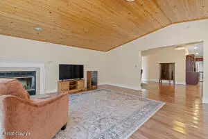 745 Salem Avenue, Newcastle, WY 82701 - #2