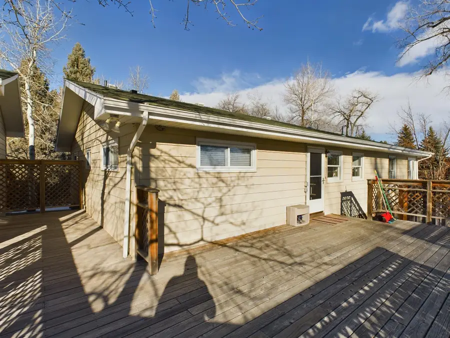 360 N Carrington Avenue, Buffalo, WY 82834 - Image #3