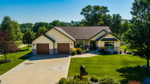 49 Club House Drive, Sheridan, WY 82801