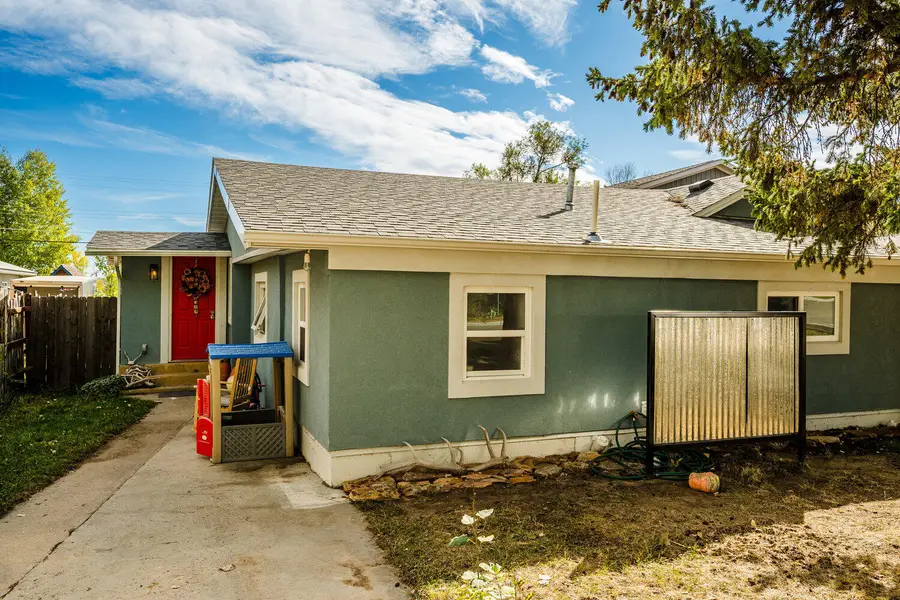 631 N Adams Avenue, Buffalo, WY 82834 - #3