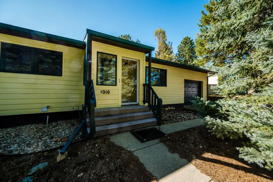 1016 N Burritt Avenue, Buffalo, WY 82834 - #2