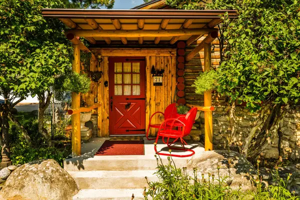 21 N Piney Road, Story, WY 82842