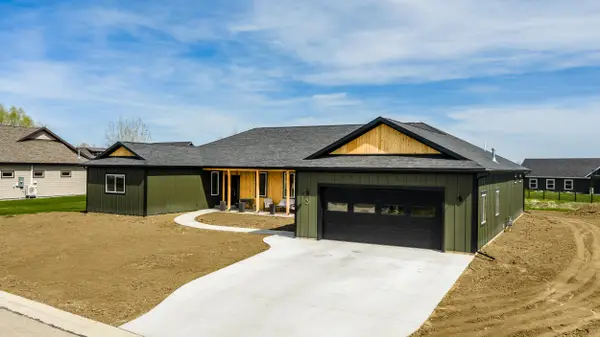 3 Thunderbird Drive, Sheridan, WY 82801