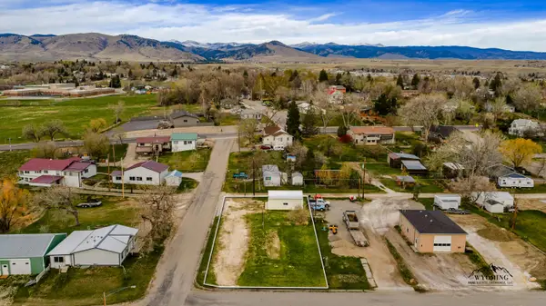 570 S Wyoming Avenue, Buffalo, WY 82834