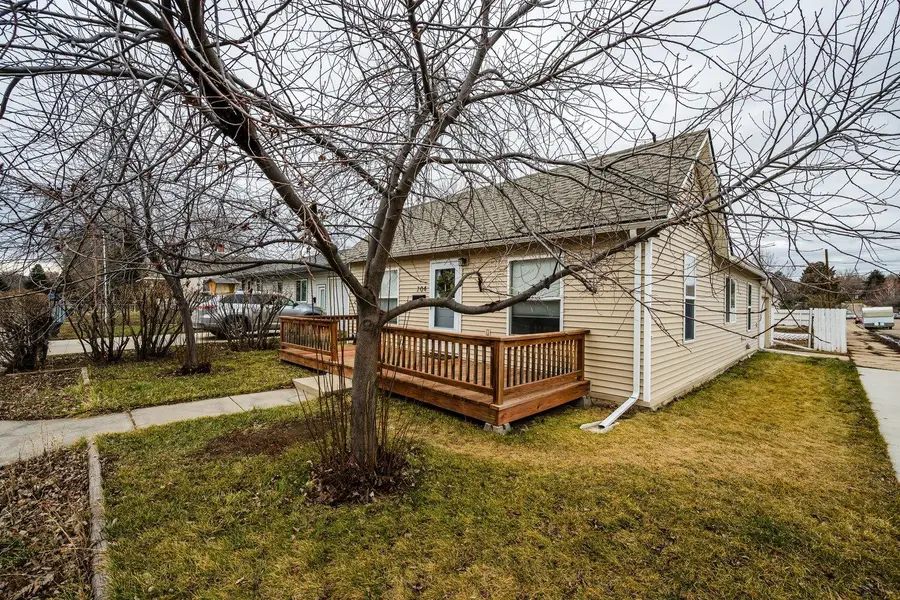 704 Emerson Street, Sheridan, WY 82801 - Image #2