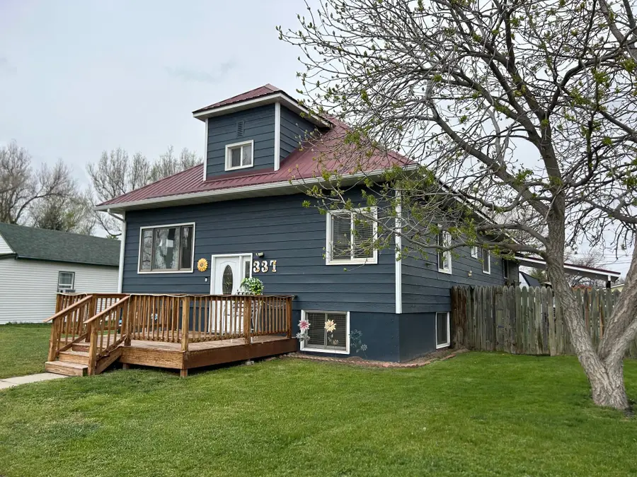 337 E 2nd Street, Sheridan, WY 82801 - #3