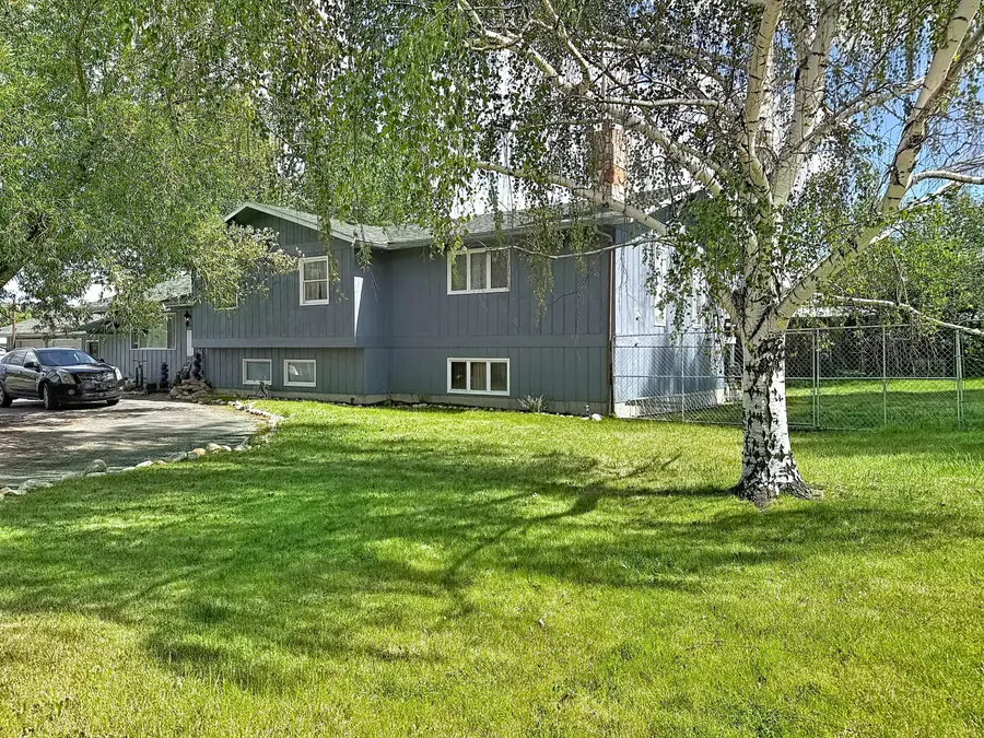 155 E Keays Street, Buffalo, WY 82834 - #2