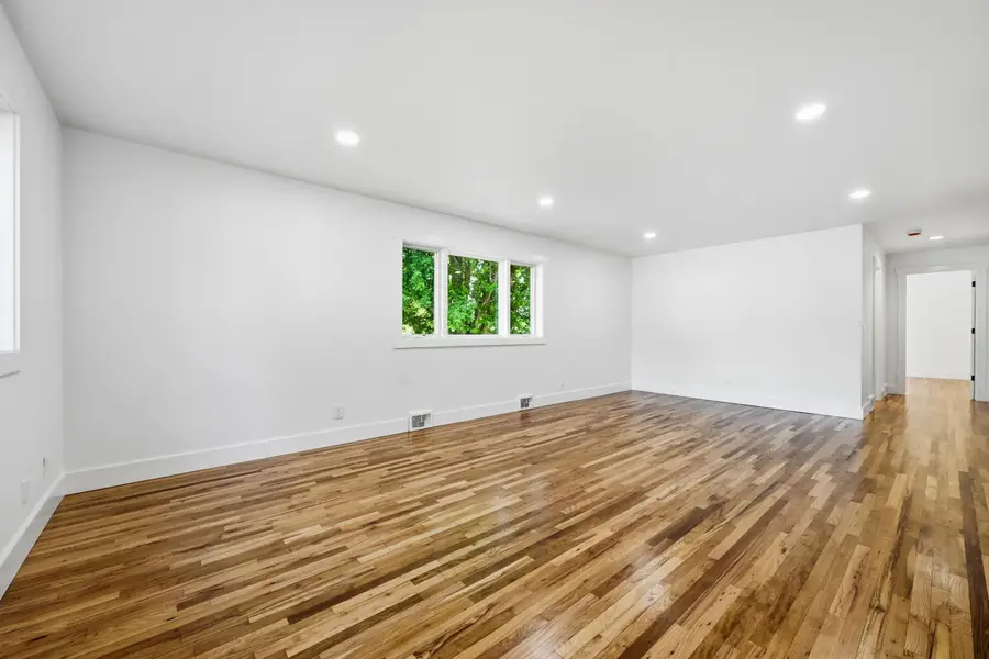 735 N Carrington Avenue, Buffalo, WY 82834 - #3