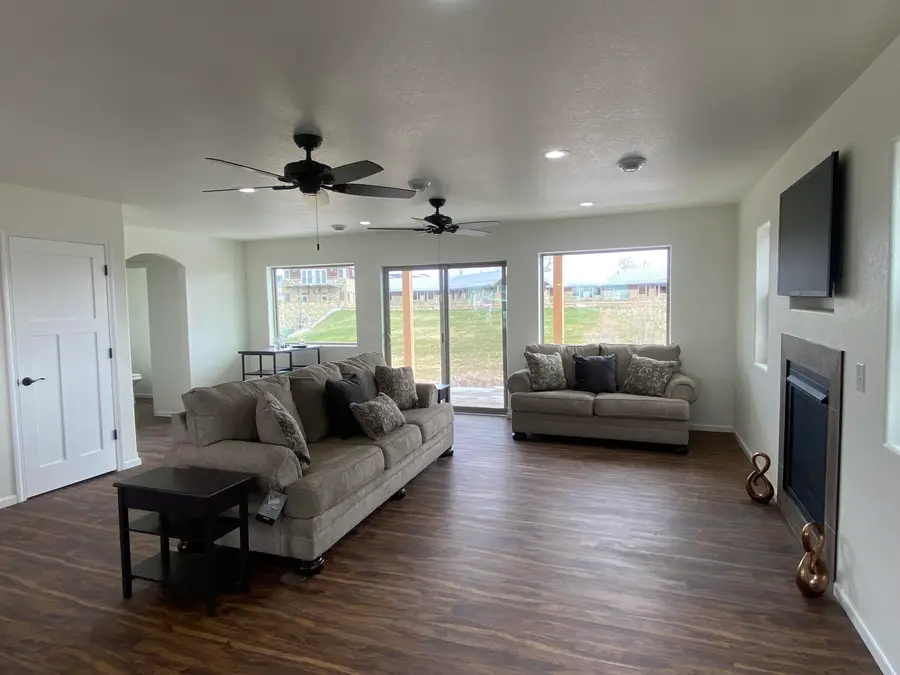 2161 Excalibur Way #(HB-6), Sheridan, WY 82801 - #3