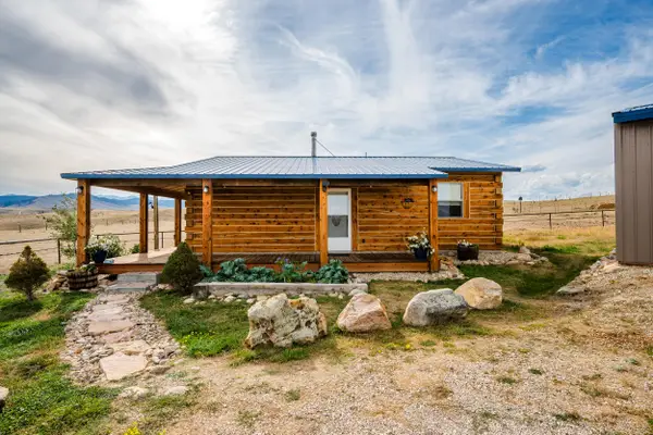 124 Airport Road, Buffalo, WY 82834