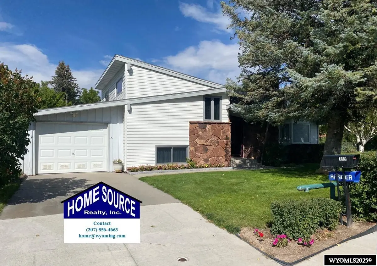 755 N 2nd St W, Riverton, WY 82501 - Image #1