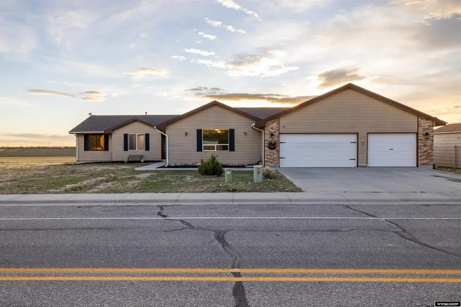 5401 Tonkawa Trail, Bar Nunn, WY 82601 - Image #2