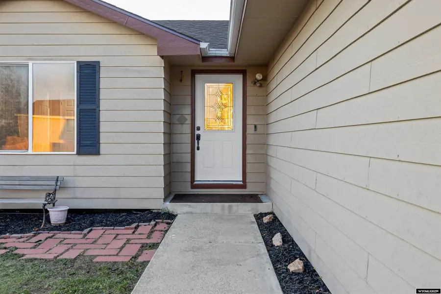 5401 Tonkawa Trail, Bar Nunn, WY 82601 - Image #3