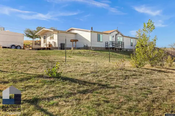 12761 E US Hwy 20-26, Evansville, WY 82636