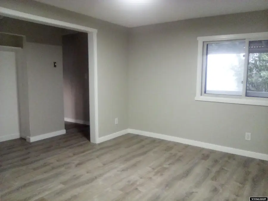 108 Frontier Ave, Newcastle, WY 82701 - Image #3