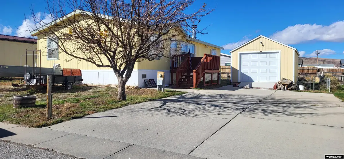 805 Apple ST, Rawlins, WY 82301 - Image #1