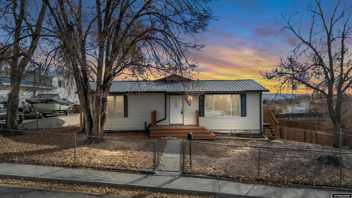290 Cedar Street, Green River, WY 82935 - Image #1