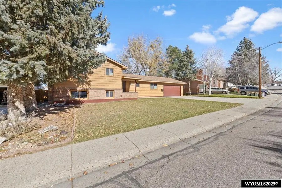 31 Valley Drive, Casper, WY 82604 - Image #2