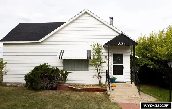 824 Lombard St, Evanston, WY 82930