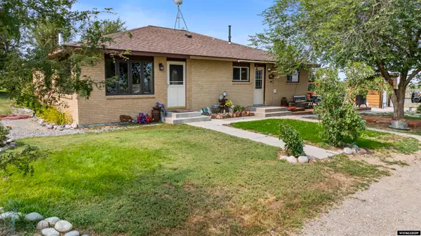 11804 Hwy 26, Kinnear, WY 82516