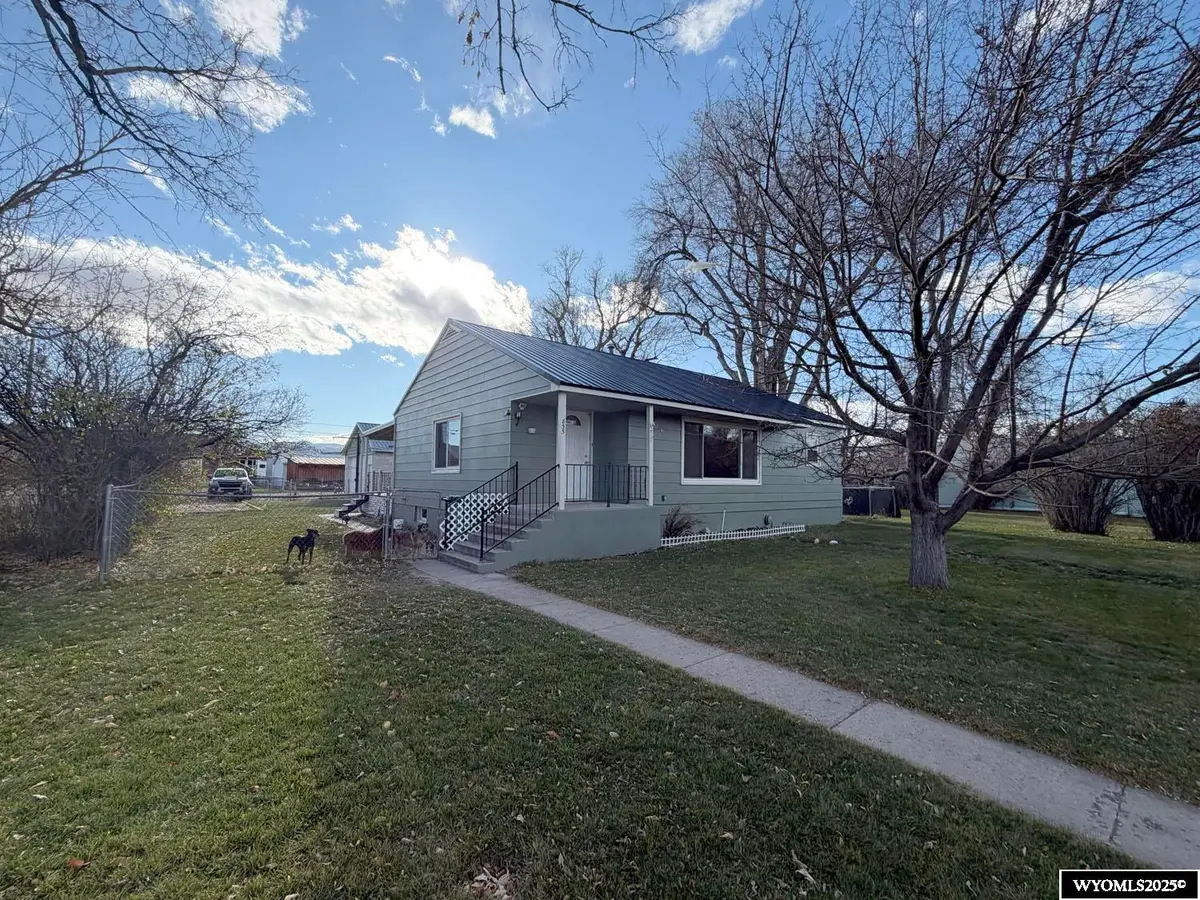 835 Garfield Street, Lander, WY 82520 - Image #1