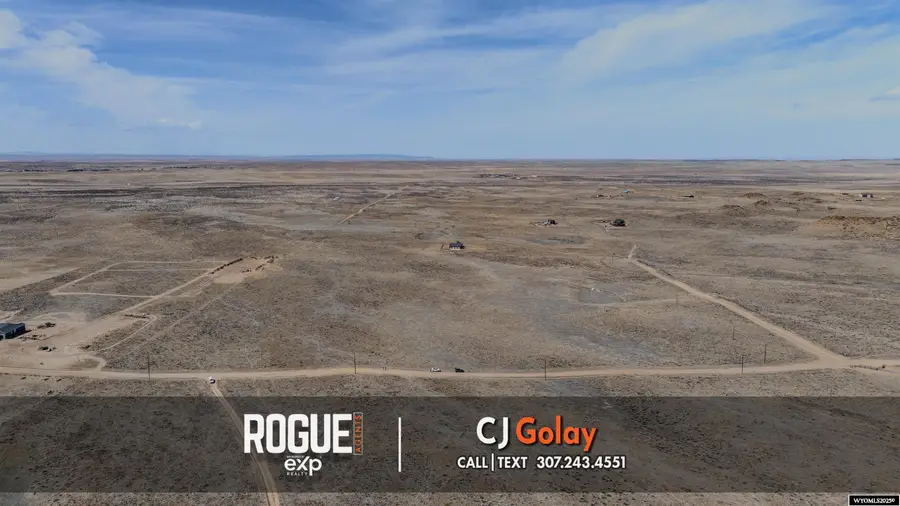 12120 Tomahawk Road, Casper, WY 82601 - Image #2