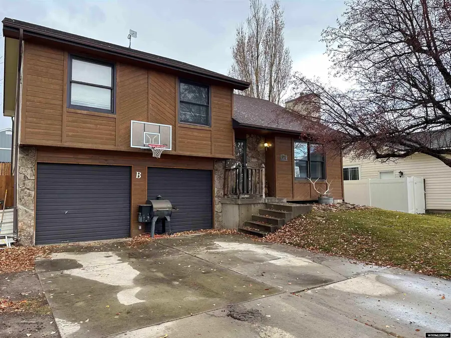 416 Independence Circle, Rock Springs, WY 82901 - Image #2