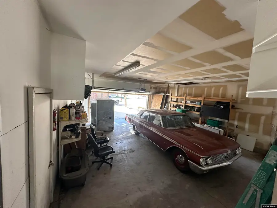 321 Winterhawk Drive, Rock Springs, WY 82901 - Image #3