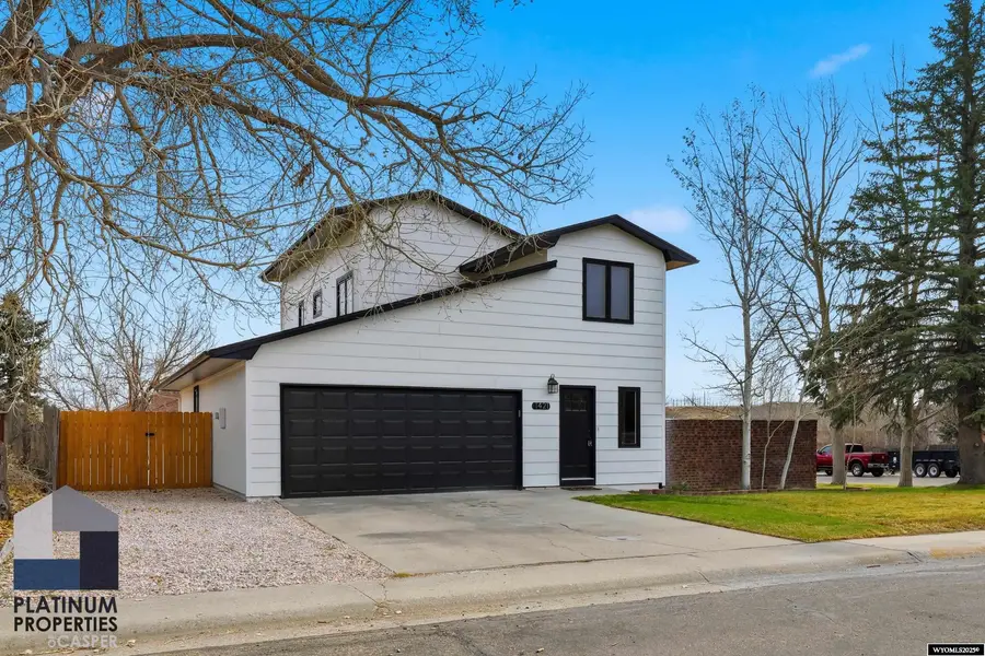 1421 Newport Drive, Casper, WY 82609 - Image #2