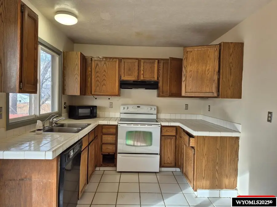 2020 Johnson Avenue, Rock Springs, WY 82901 - Image #3